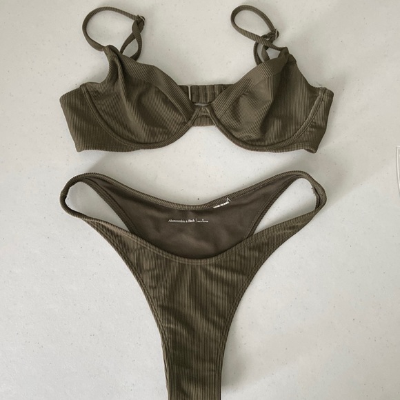 Abercrombie & Fitch Other - NWOT S Abercrombie & Fitch Sage Bikini Set